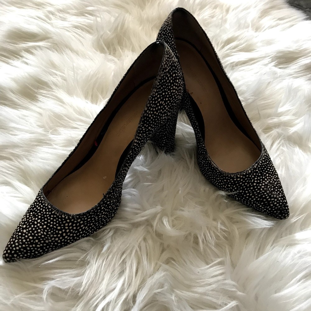 Banana Republic Madison Cow Hair Fur Leather Pumps Brown Block Heels Pointed 6.5